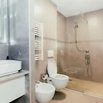 Luxury With Bath - The Nest Apartment Tirana