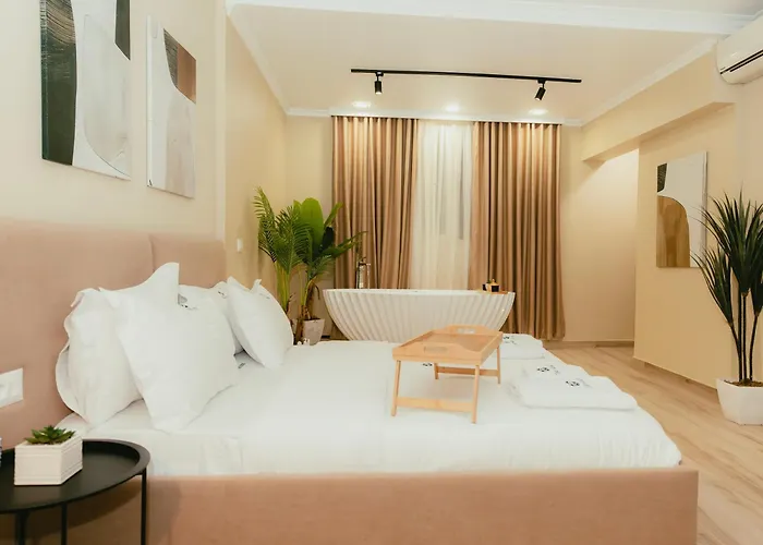 Luxury With Bath - The Nest * Tirana